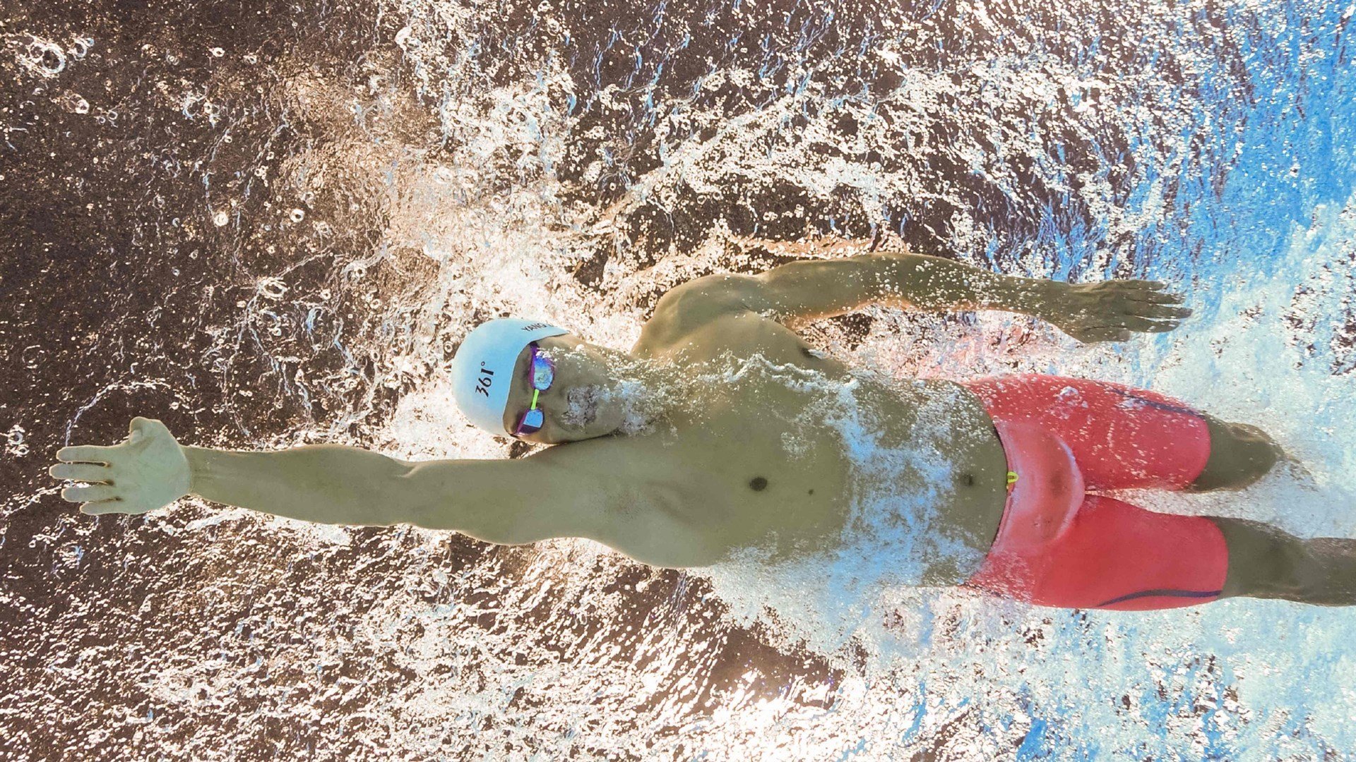 急流冲浪挑战赛，水上极限运动的新天地，急流航行